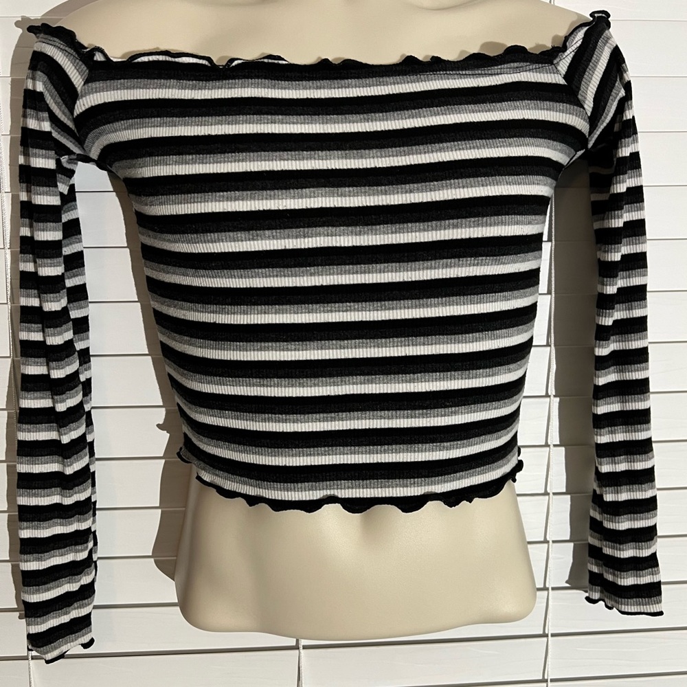 Striped Top - Picture 2 of 3